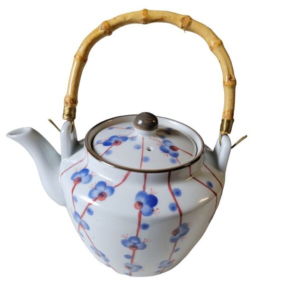 Vintage ceramic tea pot with bamboo style handle - Picture 1 of 8
